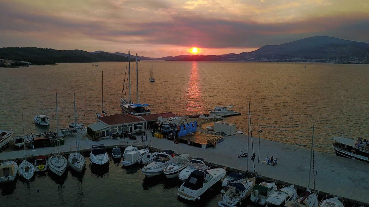 Villa Jidro Trogir Eksteriør bilde